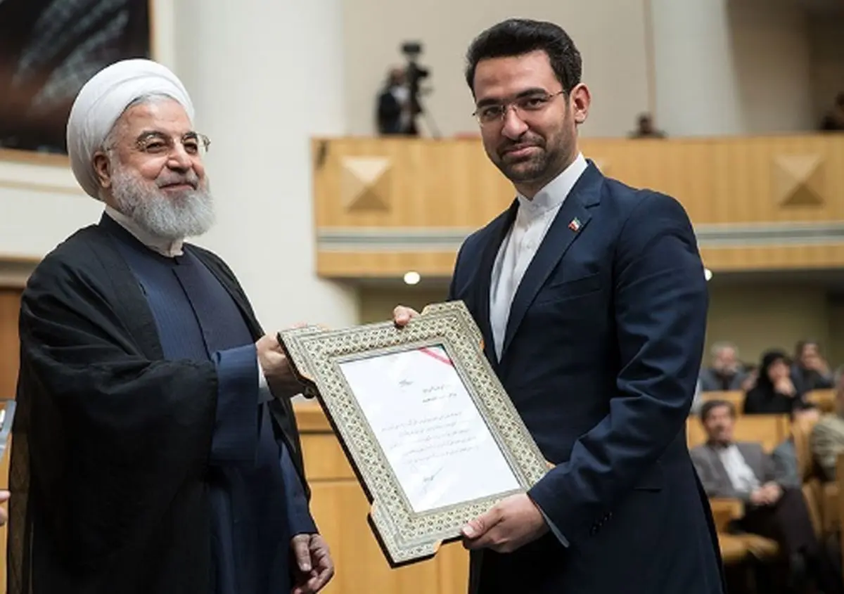 روحانی: وزیر جوان کارش را میکند و از شکایت هم نمیترسد