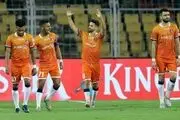 خبر خوش به پرسپولیس قبل از بازی با گوای هند/ روماریو محروم شد