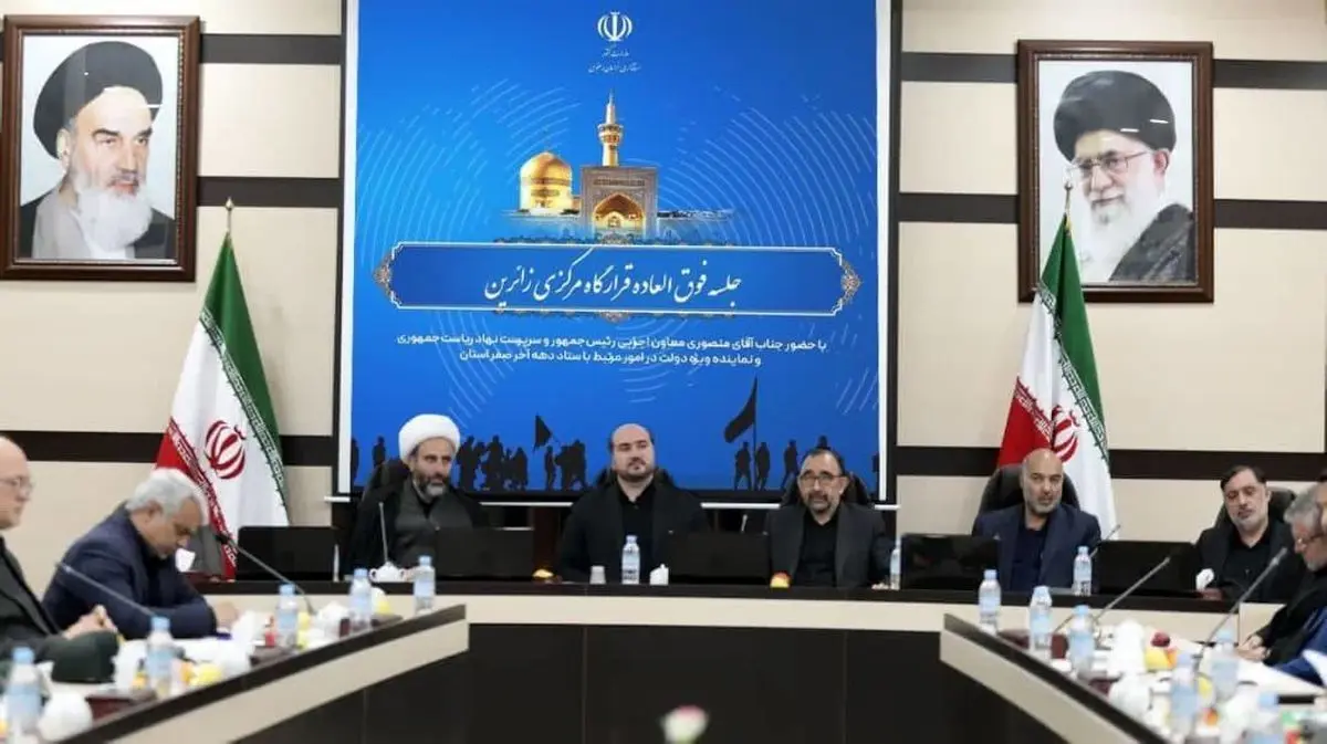 همه‌ی دستگاه‌ها پای کار میزبانی از زائران امام رئوف/ از بهسازی ۱۲۰۰ کیلومتر از مسیرهای منتهی به مشهد و حرم مطهر تا اضافه شدن ۶ رام قطار و ۱۰ فروند هواپیما به ناوگان حمل و نقل 