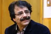 علیرضا افتخاری در سوگ مادر