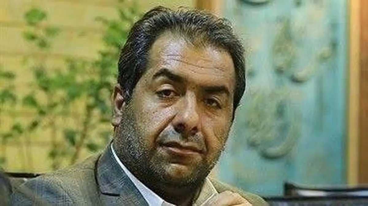 توهین نماینده مجلس به یک کارمند /فیلم 