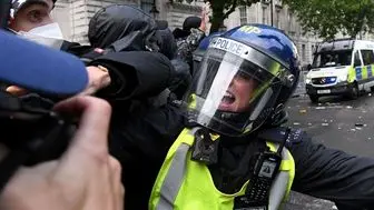پلیس لندن تظاهرکنندگان ضدنژادپرستی را تهدید کرد

