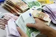 نگهداری ارز بیش از ۱۰ هزار یورو قاچاق است