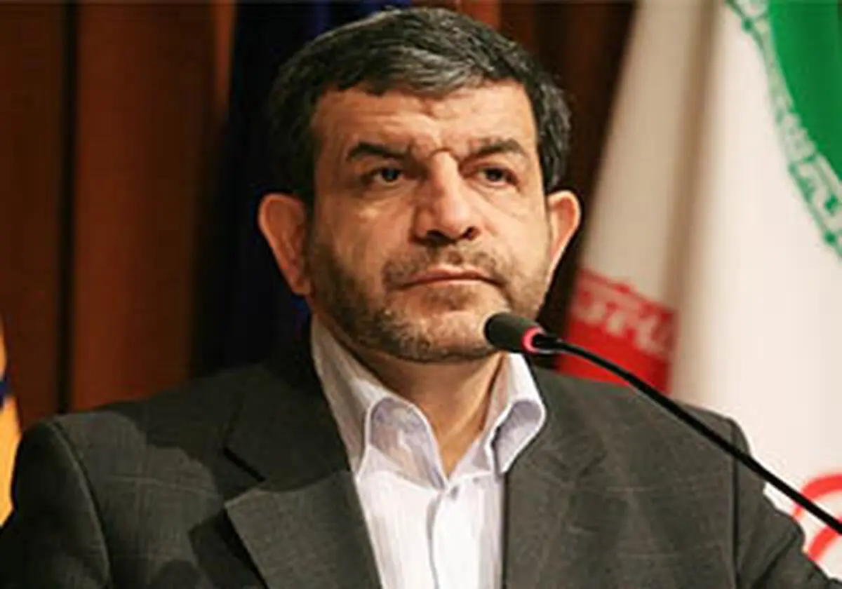 رضا تقی پور در انتخابات شورای شهر ثبت نام کرد