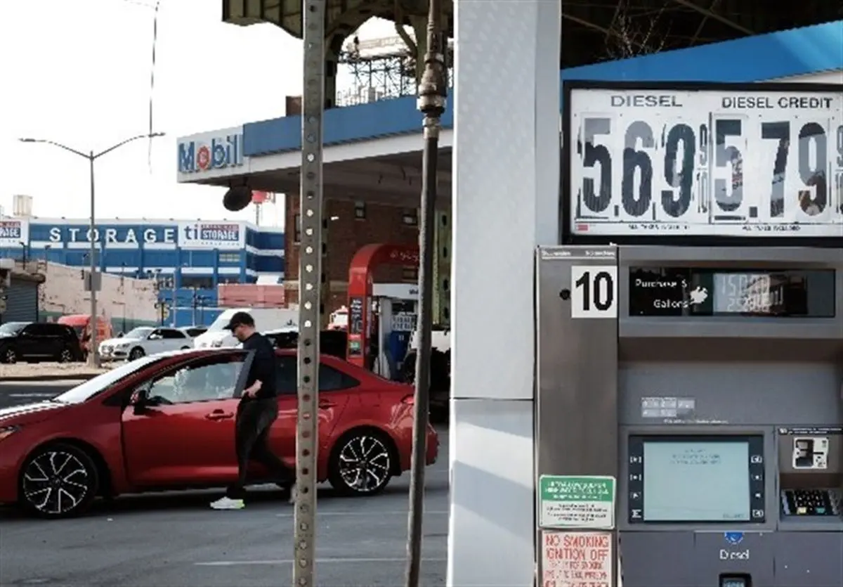 افزایش 33درصدی قیمت بنزین در آمریکا