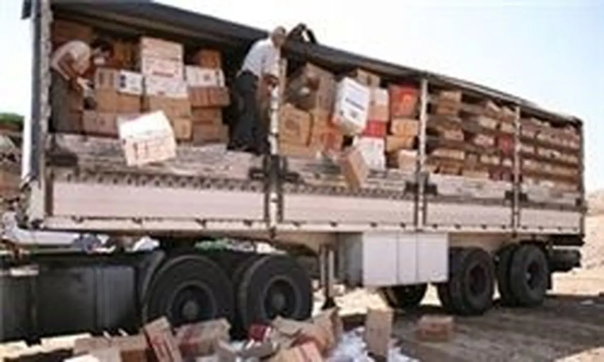 کشف یک محموله آدامس قاچاق در بازرسی از یک کامیون کشنده
