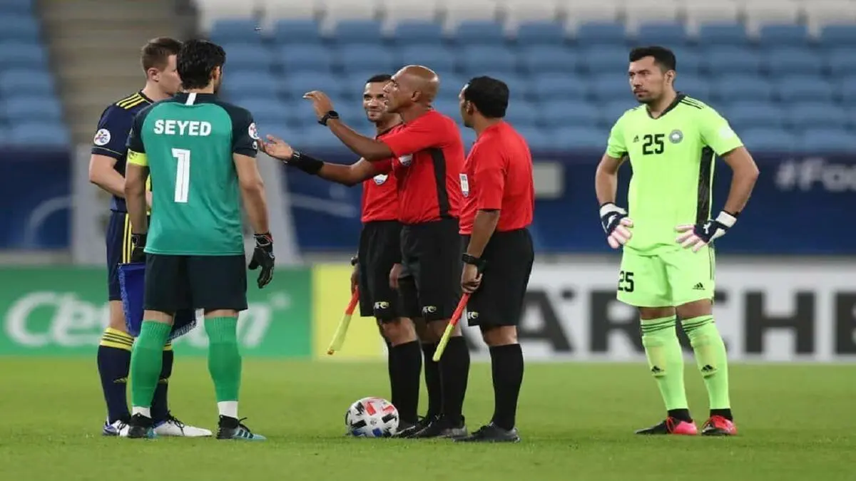 اعتراض به ناداوری در بازی استقلال-پاختاکور به AFC می‌رود