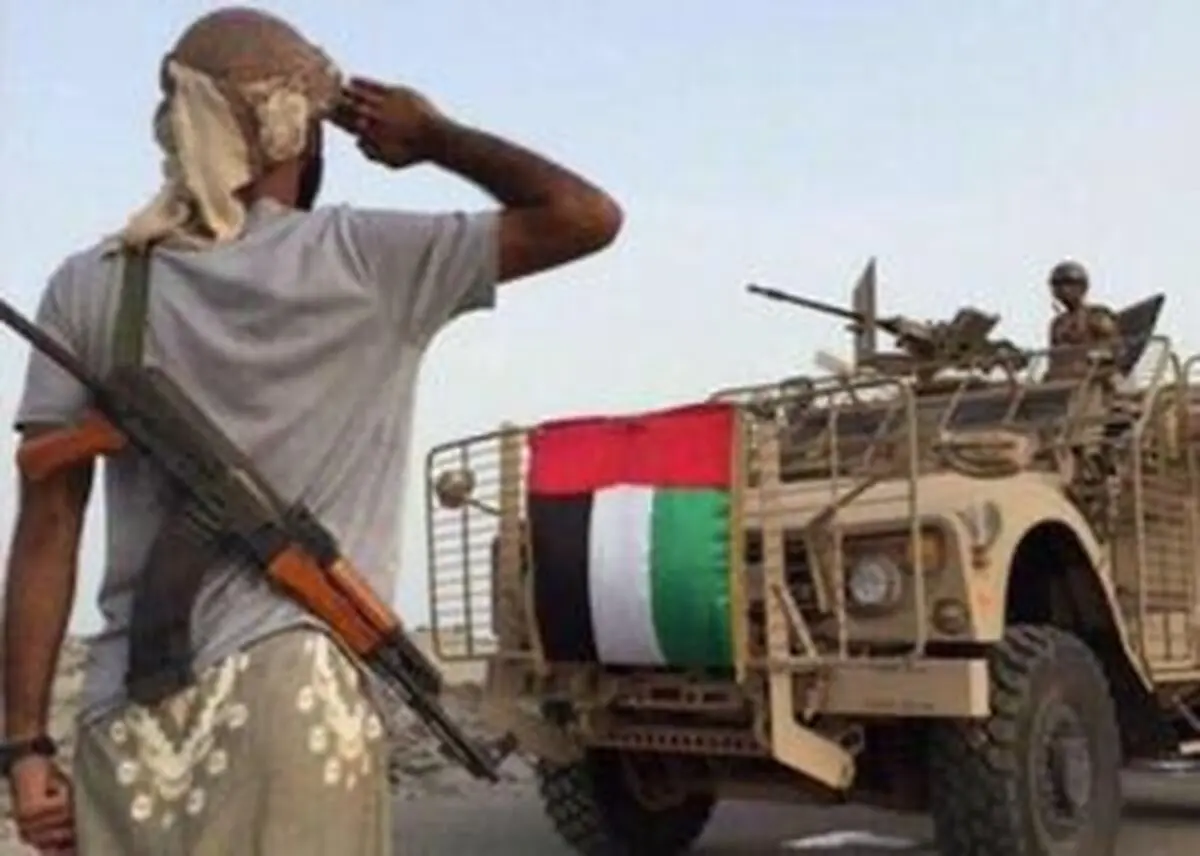 لحظه حملات ارتش یمن به امارات و عربستان