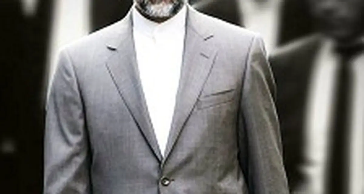 ماجرای مد شدن یقه آخوندی برای سیاستمداران ایرانی