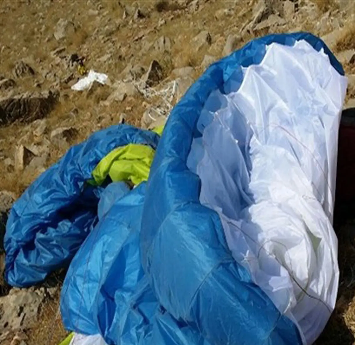 
سقوط پاراگلایدر حادثه آفرید

