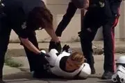 برخورد شدید پلیس کانادا با دختری با لباس جنگ ستارگان