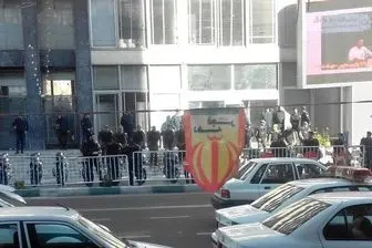 اعتراض به نیروی انتظامی برای بازداشت دانشجویان