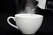 فواید افطار با آب گرم برای سلامت بدن +نوشیدنی‌های مفید دیگر برای افطار