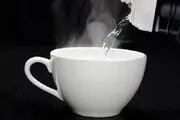 فواید افطار با آب گرم برای سلامت بدن +نوشیدنی‌های مفید دیگر برای افطار