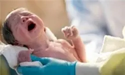 پیدایش نوزاد دختر ۸ روزه