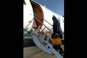 ورود دو زندانی آزادشده از ایران به مسقط