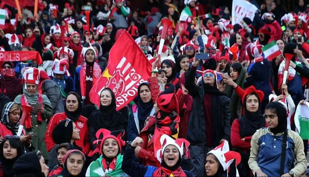 جو حیرت انگیز ورزشگاه آزادی قبل از آغاز دیدار پرسپولیس +فیلم
