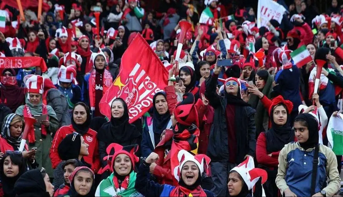 جو حیرت انگیز ورزشگاه آزادی قبل از آغاز دیدار پرسپولیس +فیلم