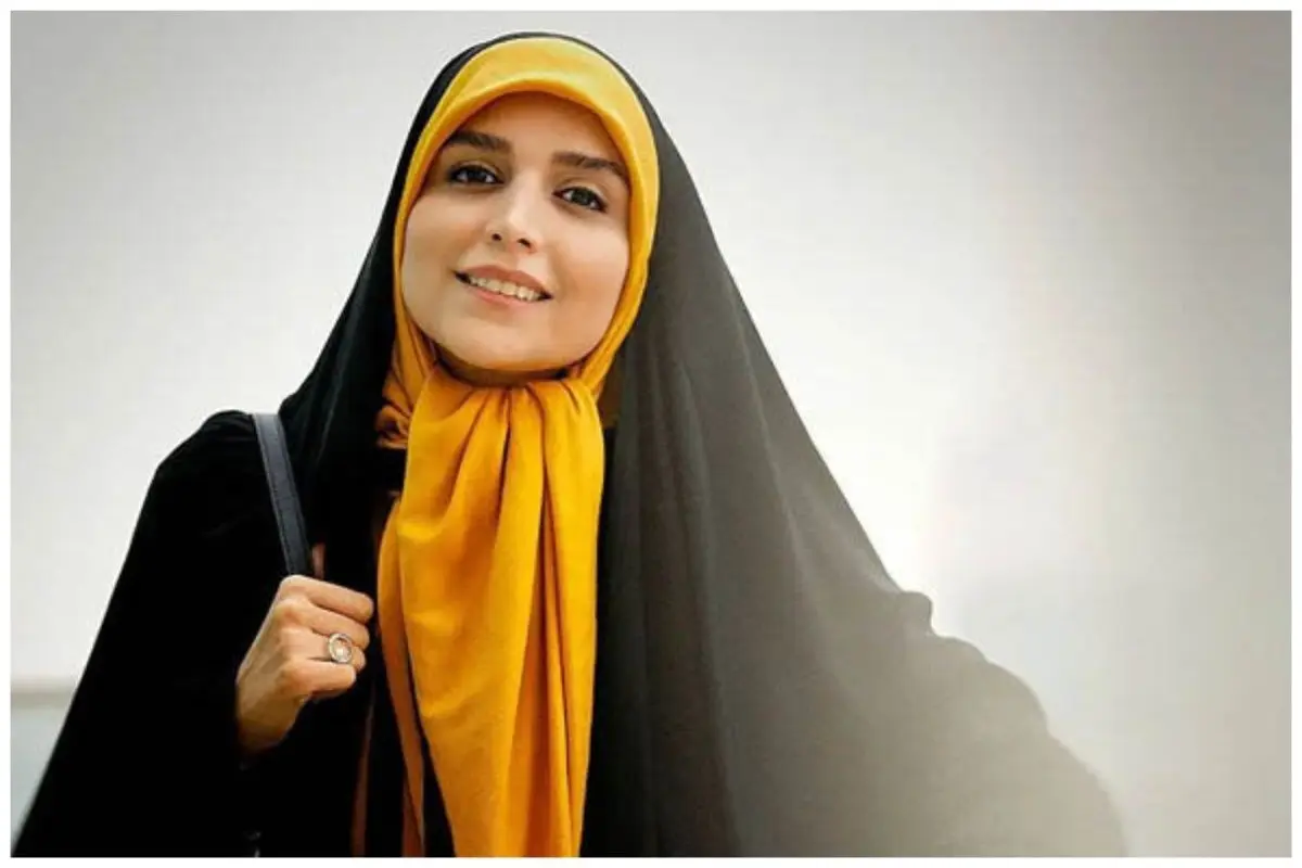 ژست خاص مجری زن جنجالی صدا و سیما +عکس