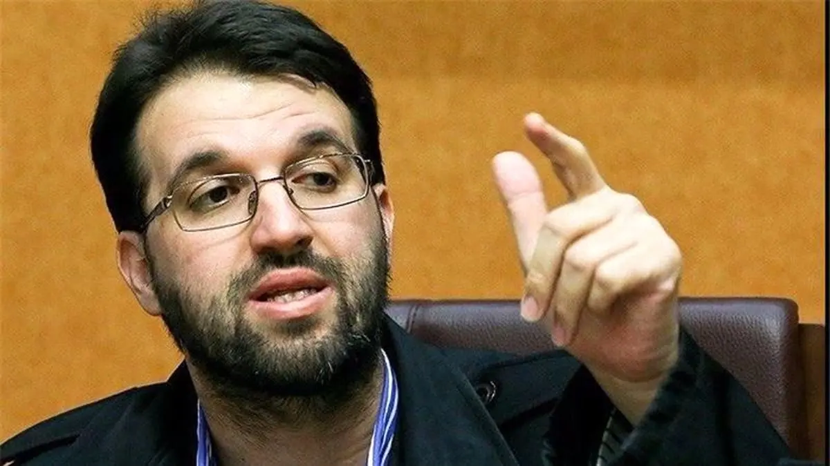 خطای محاسباتی احمدینژاد و انفعالناپذیری آیتالله خامنهای