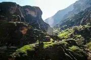 «مخمل‌ کوه» کجاست؟