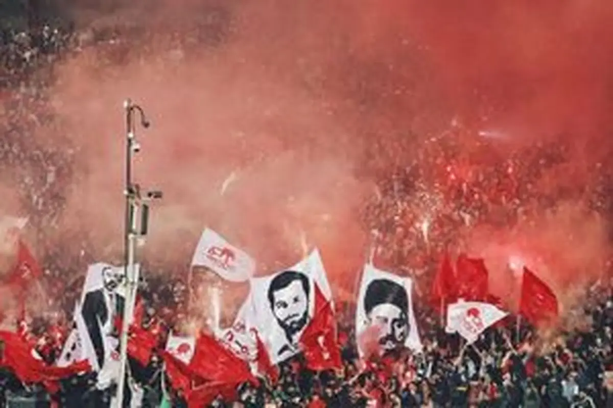 
شوت دیدنی بازیکن تراکتور به تیر دروازه پرسپولیس
