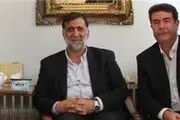 آجورلو حاضر نشد بین مدیران بنشیند