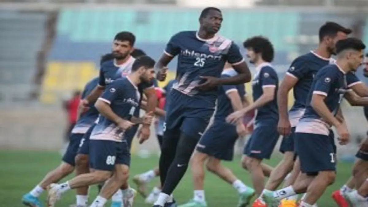 پوست اندازی پرسپولیس برای دیدار با ملوان
