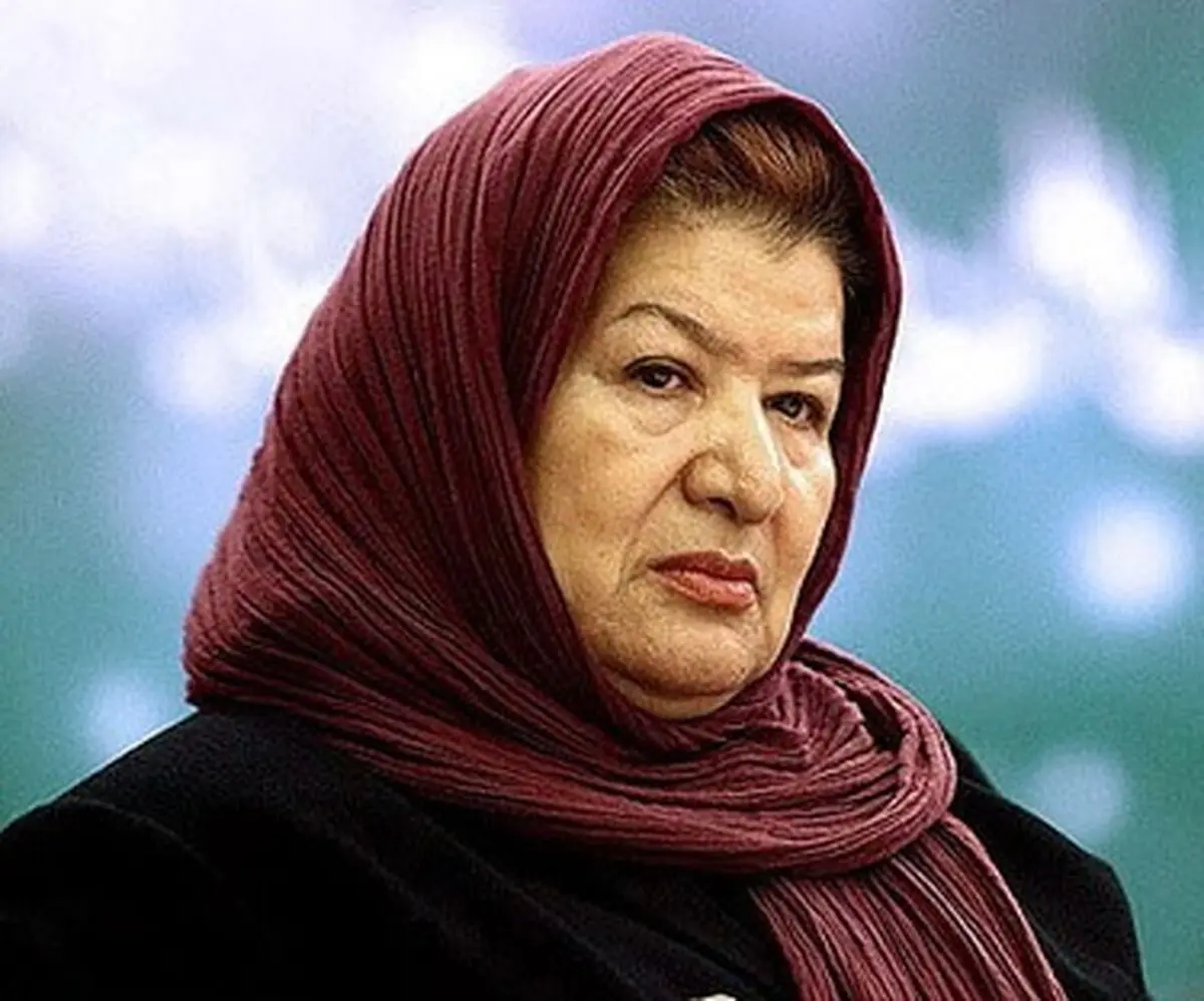 «پوران درخشنده» سیاهپوش شد/ عکس

