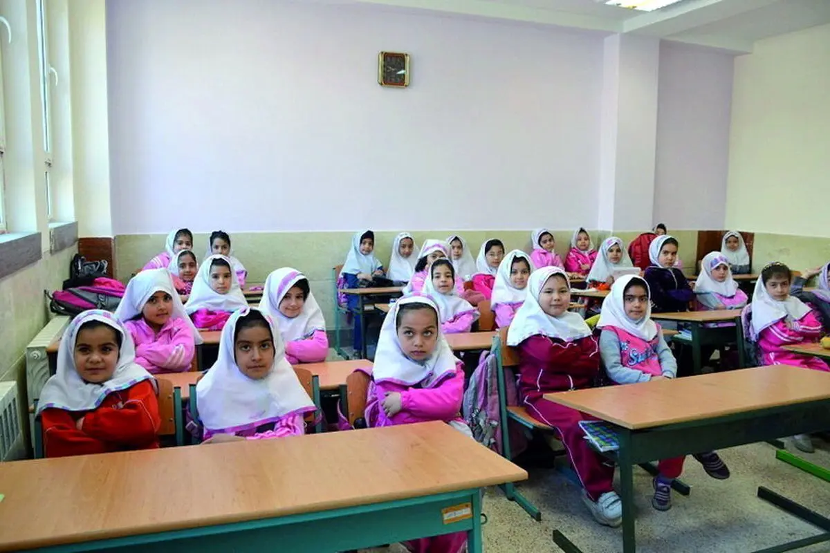 دریافت وجه اجباری در مدارس دولتی ممنوع است