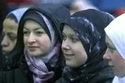 زن مسلمان در لندن مورد حمله قرار گرفت!!