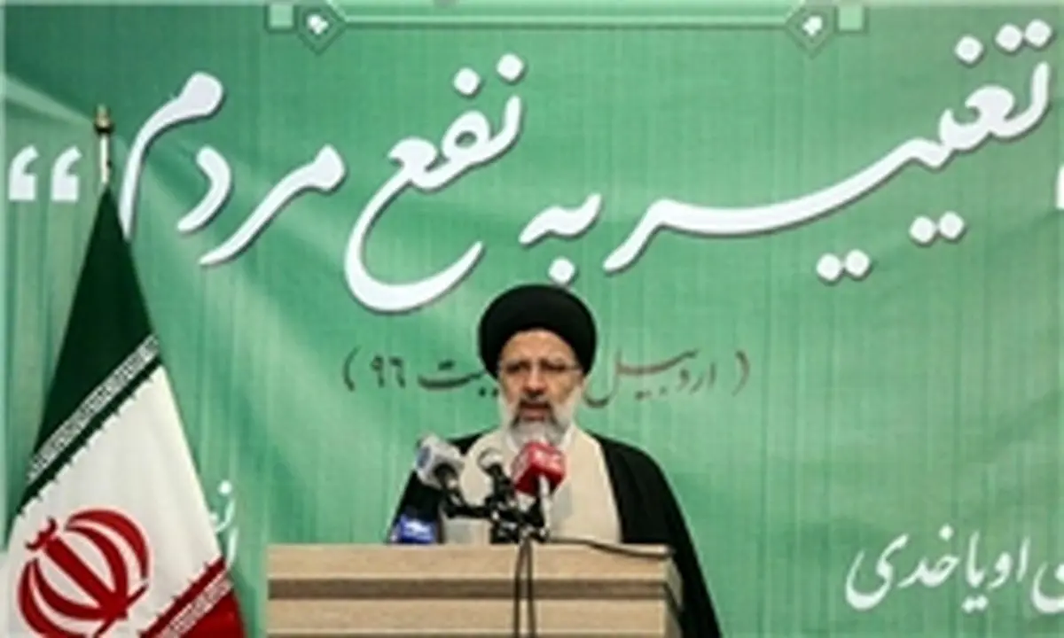 چرا بنیه دفاعی کشور را تحقیر میکنید/ این دولت نمیتواند با قاچاق برخورد کند