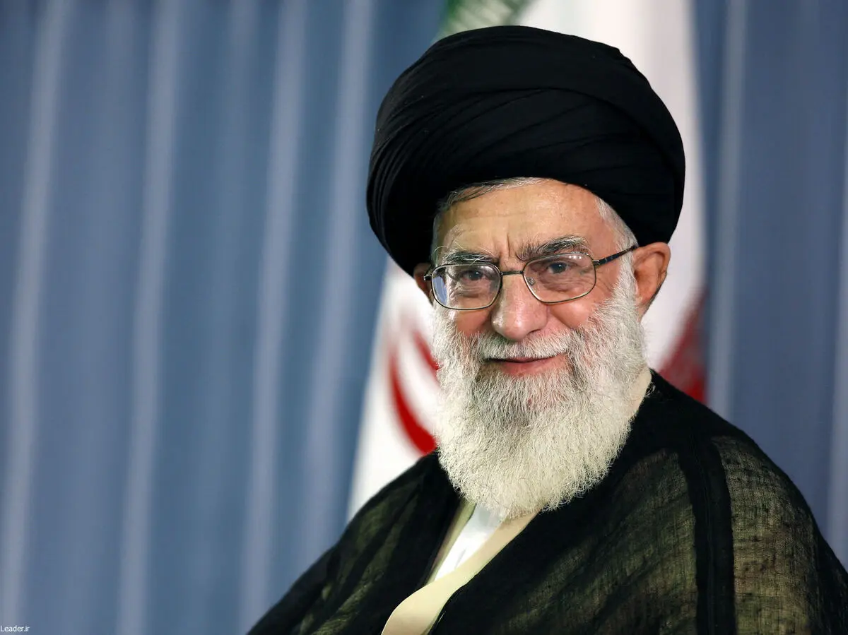حاشیه‌نگاری از دیدار صمیمی رهبر انقلاب و جمعی از مسئولان