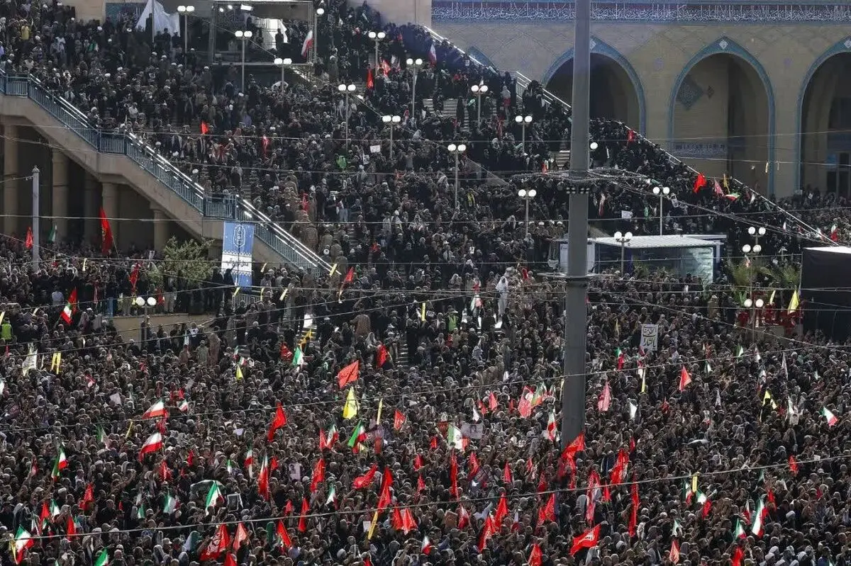 عملکرد ایرانیان در تشییع رهبر شهید فراتر از نماز جمعه نصر