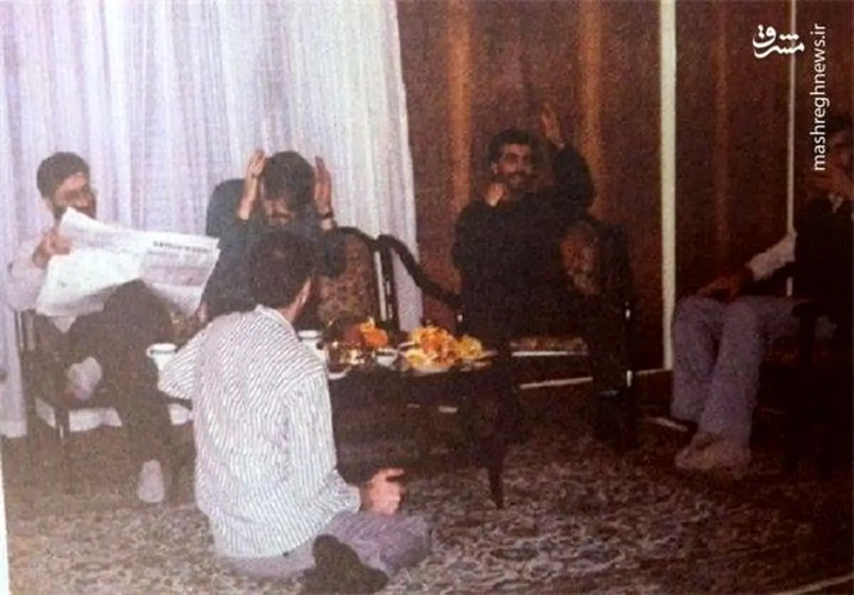مرحوم طالبزاده در کنار شهید آوینی+عکس