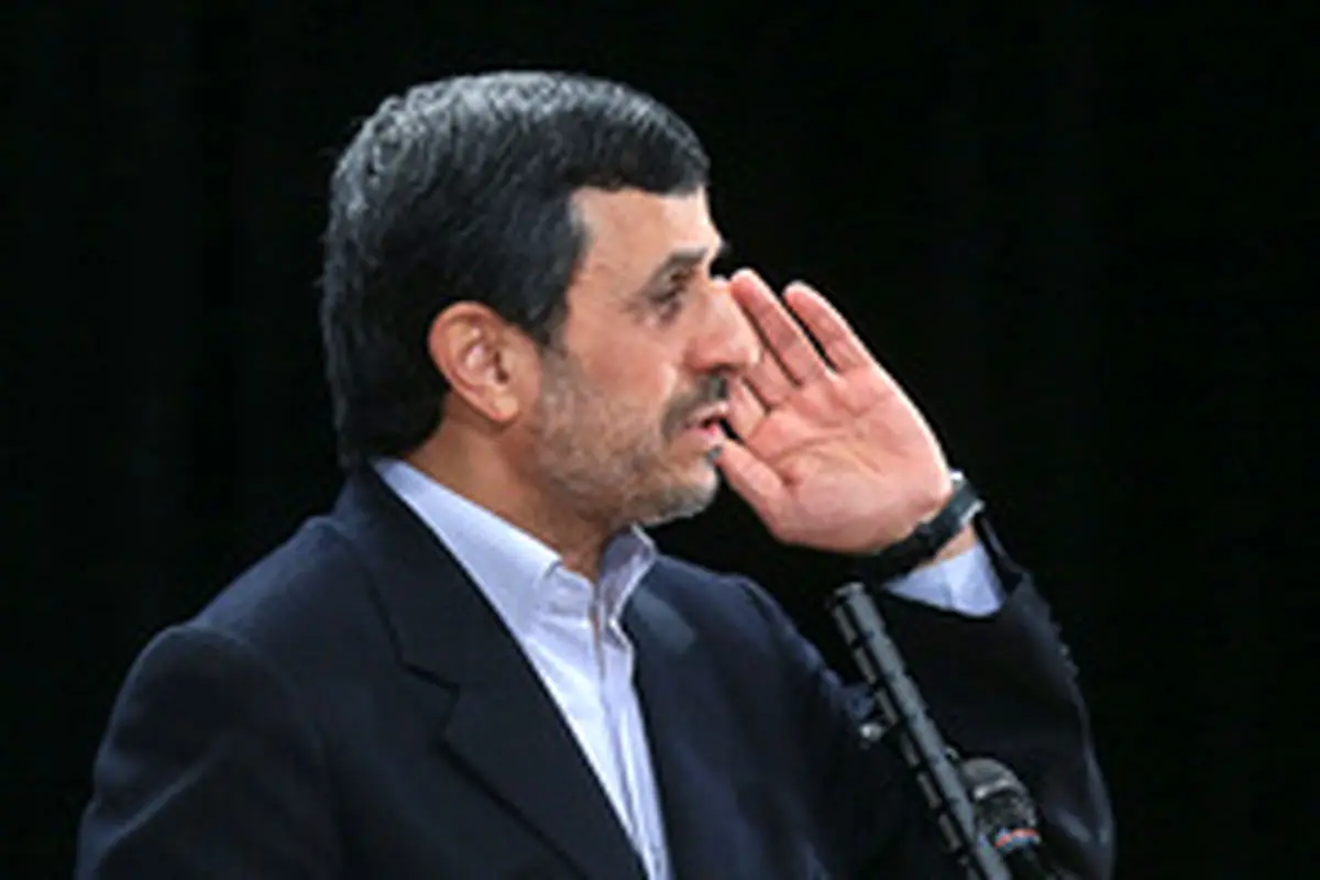 واکنش احمدینژاد به گفتوگوی روحانی و اوباما