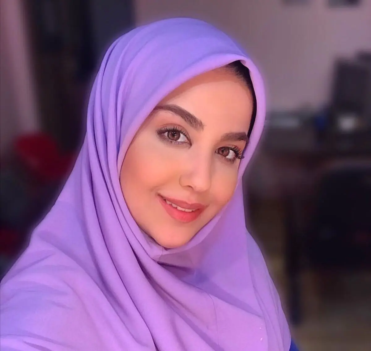 قهقهه های خانم مجری در روز تولدش/ عکس