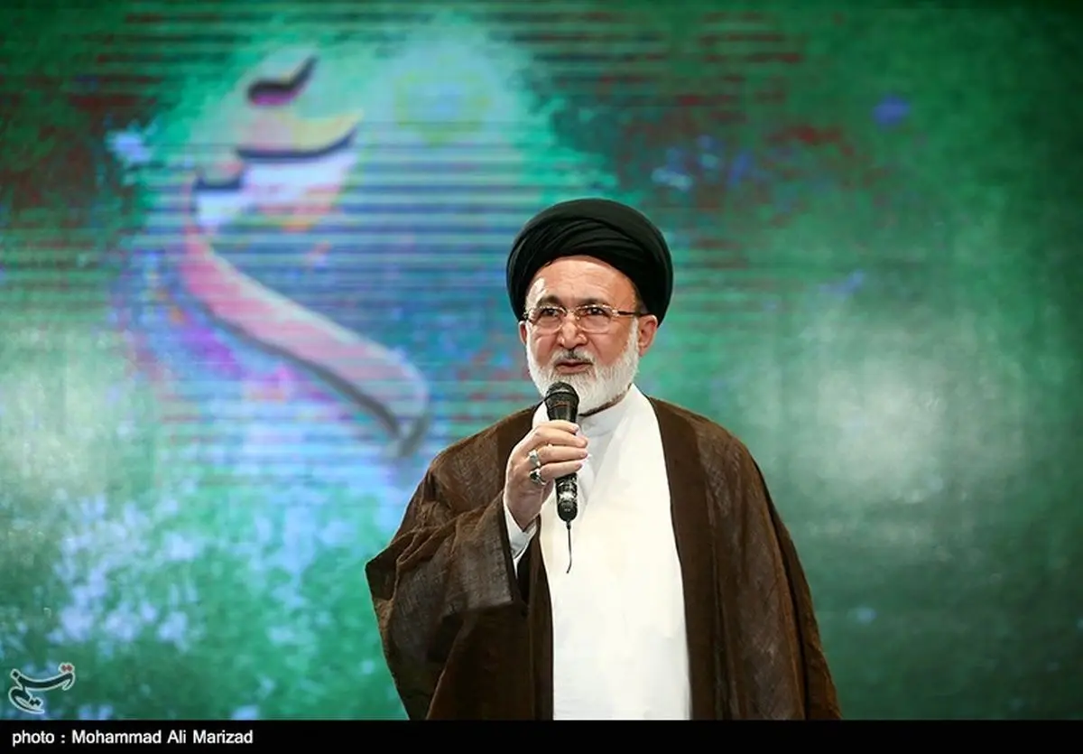 خدمت کردن هیچ گاه زمان ندارد