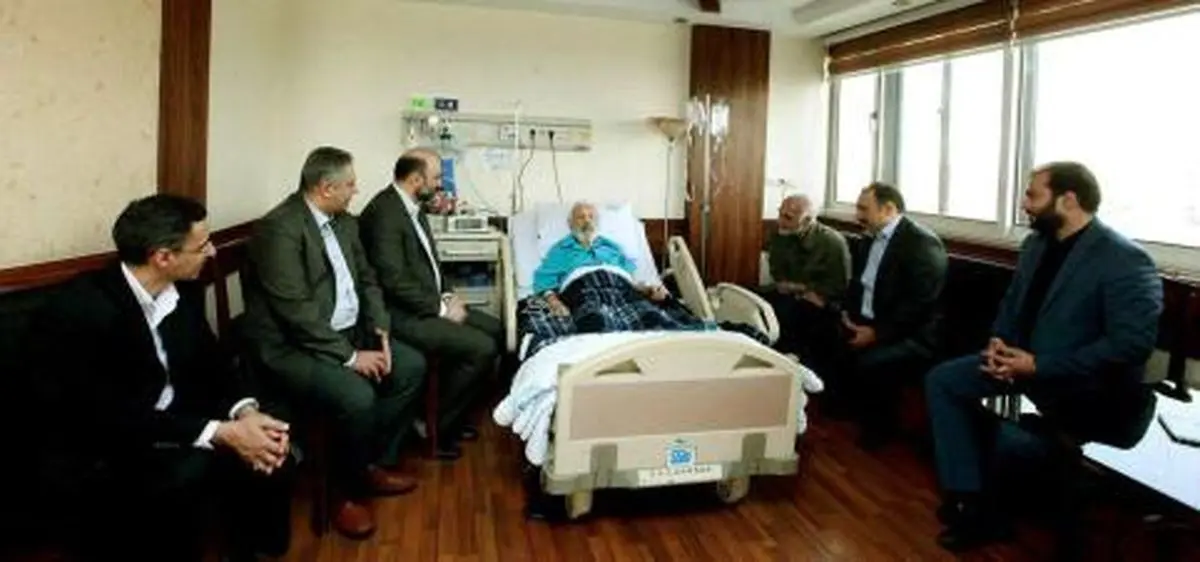 مدیران سیما از مشایخی عیادت کردند