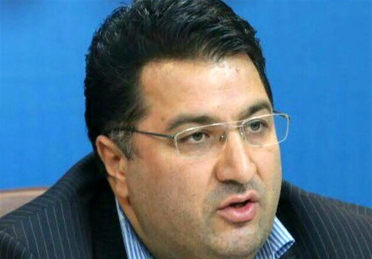 اجازه پیش فروش به خودروسازانی که تعهد معوق دارند، داده نمیشود