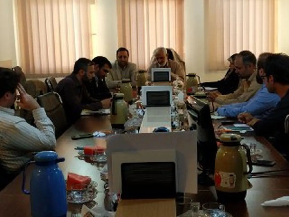 نقدینگی کشور به هیولایی تبدیل شده که مهار آن دشوار است