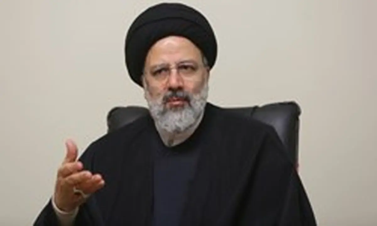 «رئیسی» برای مناظره با «روحانی» اعلام آمادگی کرد