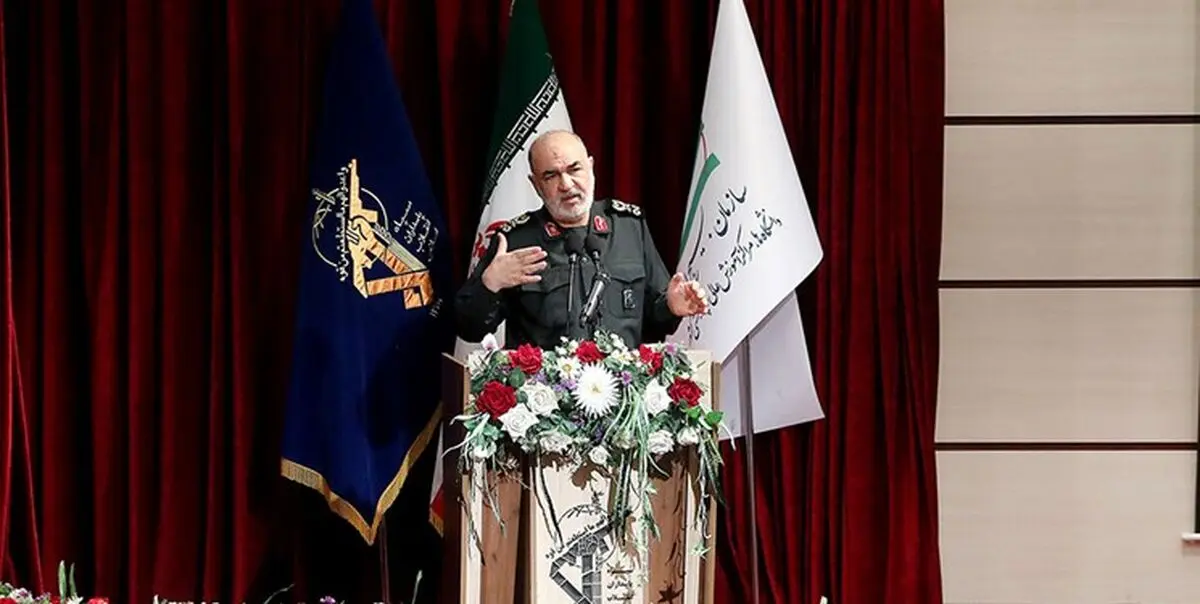 هر کس آمریکا از او حمایت کرد فروریخت و هر کس به انقلاب اسلامی تکیه کرد ماندگار شد 