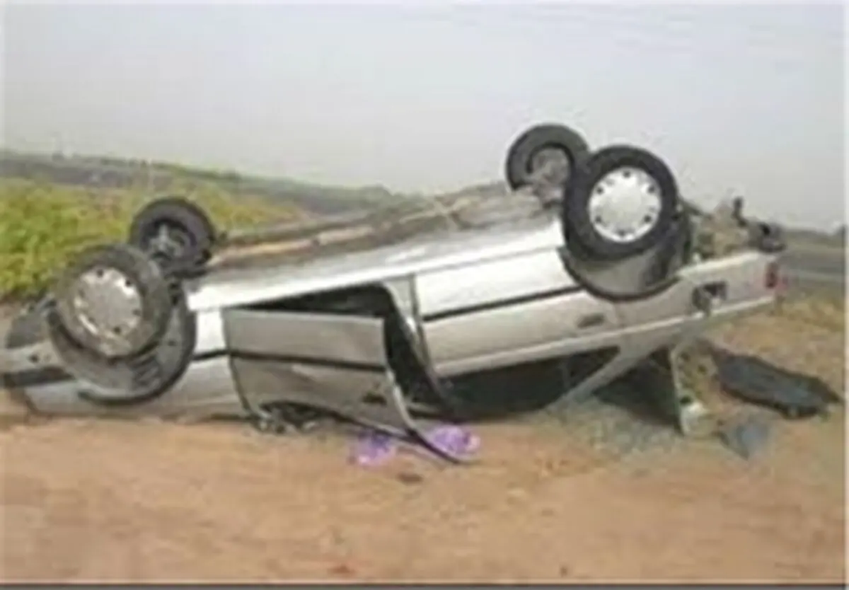  پژو با ۳ برابر سرعت مجاز در سر پیج واژگون شد 