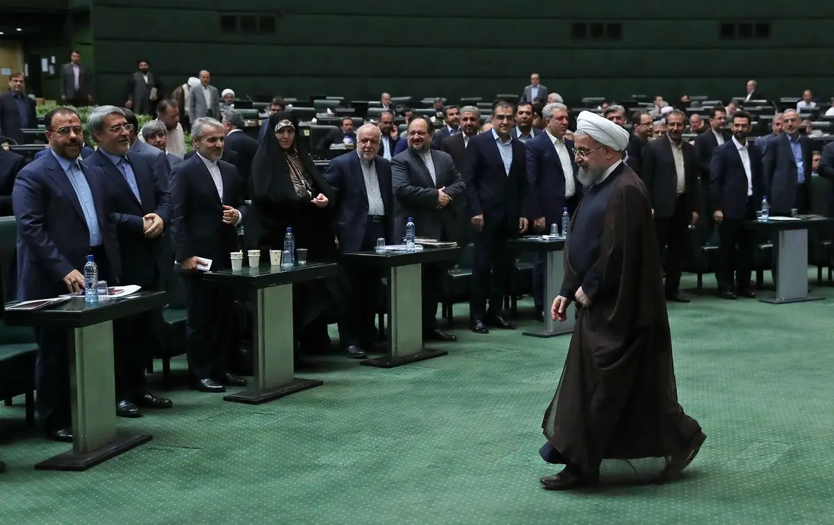 تصمیم مهم مجلس و دولت برای حل مشکلات اقتصادی