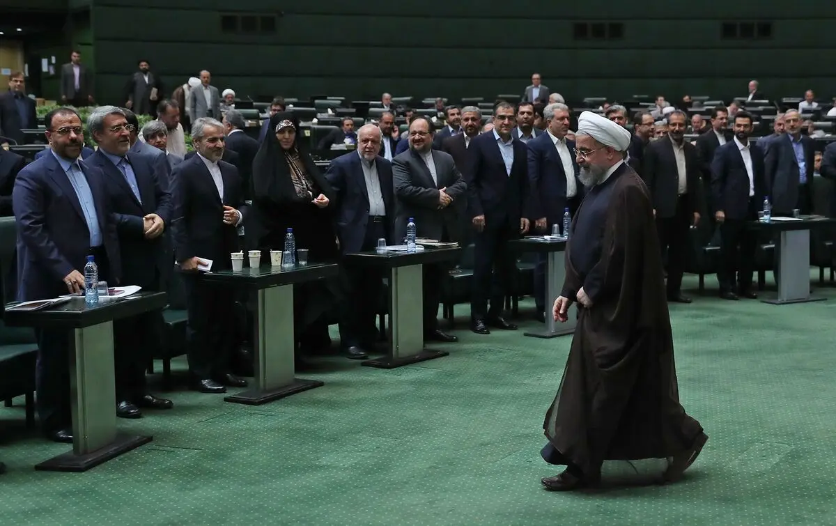 روحانی به مجلس می‌رود