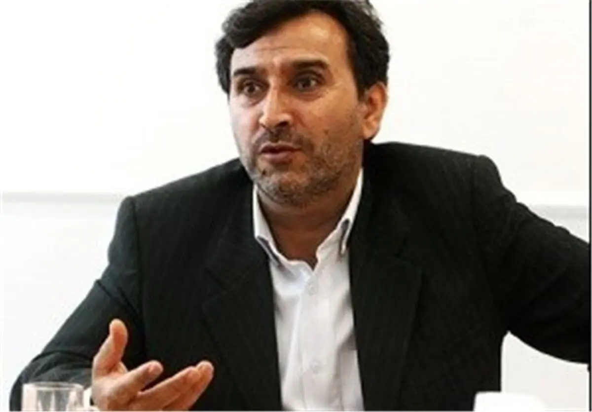 برخی مسئولان زندگی شاهانه دارند