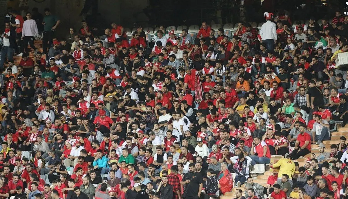 حبر فوری از پرسپولیس| استقبال عجیب هواداران پرسپولیس از بازی با استقلال
