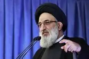 هشدار خطیب جمعه کرج/ اگر داخل کشور کسی خواسته‌های دشمن را در مصاحبه یا کلیپ بیان کند، پیاده‌نظام دشمن است