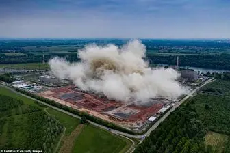 تخریب برج‌های نیروگاهی هسته‌ای آلمان+ تصاویر